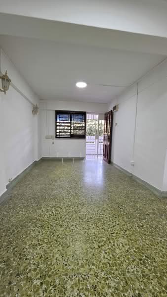 5 Marine Terrace, 5 Marine Terrace, 2 Bedrooms, 700 sqft, HDB Flat For Sale, by Felix Liau, 500173996 - Living Room - PropertyGuru.com.sg