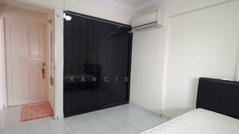 271 Queen Street, 271 Queen Street, Room Rental, 150 sqft, HDB Flat For Rent, by Francis Poh, 500174010 - Bedroom - PropertyGuru.com.sg