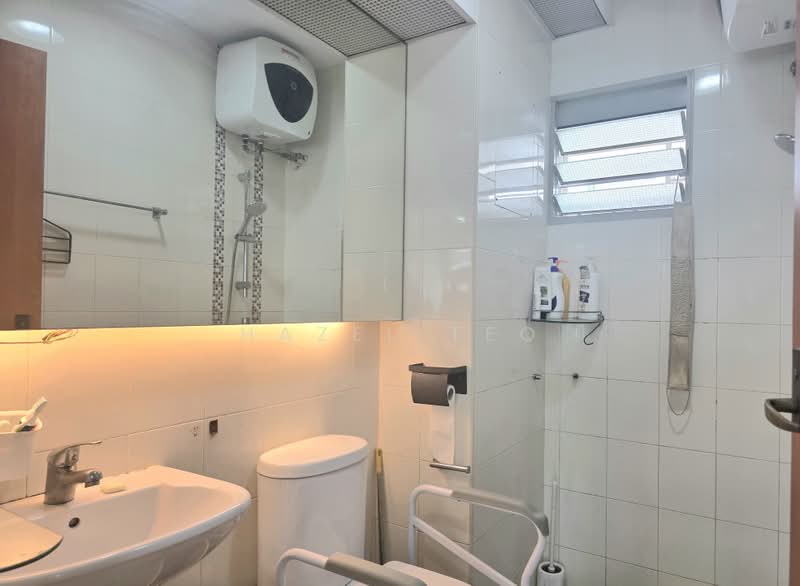 302C Punggol Place, 302C Punggol Place, Room Rental, 100 sqft, HDB Flat For Rent, by Hazel Teo, 500174011 - Bathroom - PropertyGuru.com.sg
