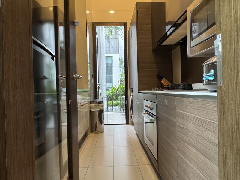 Foresque Residences, 101 Petir Road, 3 Bedrooms, 1,518 sqft, Condominium For Rent, by Chen Hong Iris, 500174018 - Kitchen - PropertyGuru.com.sg