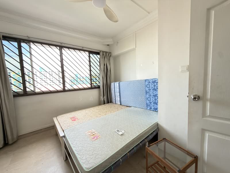 295 Choa Chu Kang Avenue 2, 295 Choa Chu Kang Avenue 2, 5 Bedrooms, 1,216 sqft, HDB Flat For Sale, by Sam Lim, 500174025 - Bedroom - PropertyGuru.com.sg