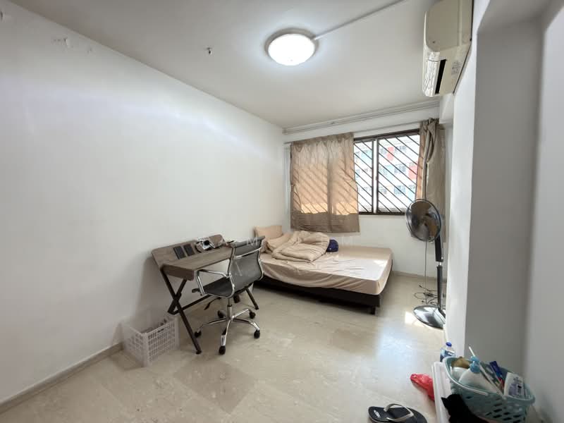 295 Choa Chu Kang Avenue 2, 295 Choa Chu Kang Avenue 2, 5 Bedrooms, 1,216 sqft, HDB Flat For Sale, by Sam Lim, 500174025 - Bedroom - PropertyGuru.com.sg