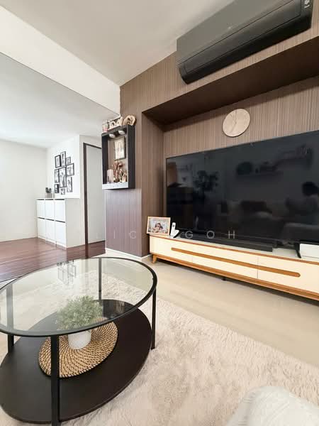146 Bukit Batok West Avenue 6, 146 Bukit Batok West Avenue 6, 3 Bedrooms, 883 sqft, HDB Flat For Sale, by Alice Goh, 500174027 - Living Room - PropertyGuru.com.sg