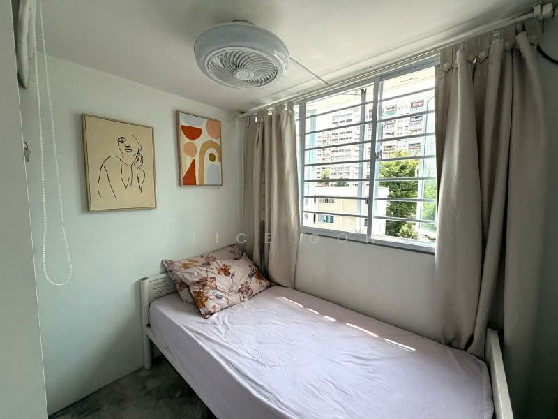 146 Bukit Batok West Avenue 6, 146 Bukit Batok West Avenue 6, 3 Bedrooms, 883 sqft, HDB Flat For Sale, by Alice Goh, 500174027 - Bedroom - PropertyGuru.com.sg