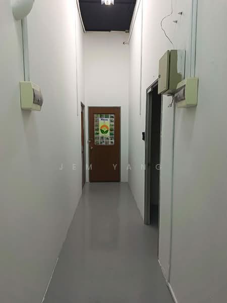 Toh Guan Centre, 21 Toh Guan Road East, 1,100 sqft, Factory / Workshop (B2) For Rent, by Jem Yang, 500174028 - Corridor - CommercialGuru.com.sg