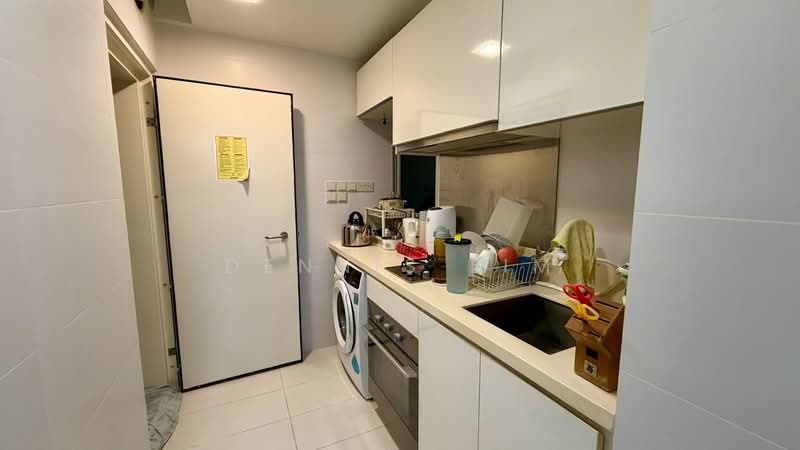 Kovan Residences, 1A Kovan Road, 2 Bedrooms, 883 sqft, Condominium For Sale, by Dennis Lim, 500174031 - Kitchen - PropertyGuru.com.sg