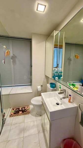 Kovan Residences, 1A Kovan Road, 2 Bedrooms, 883 sqft, Condominium For Sale, by Dennis Lim, 500174031 - Bathroom - PropertyGuru.com.sg