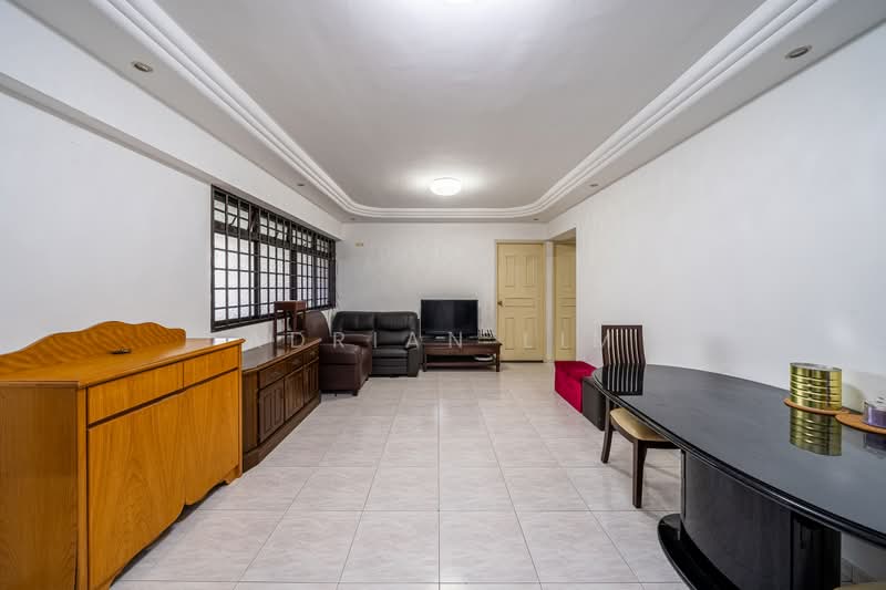200D Sengkang East Road, 200D Sengkang East Road, 3 Bedrooms, 968 sqft, HDB Flat For Sale, by Adrian Lim, 500174032 - Living Room - PropertyGuru.com.sg