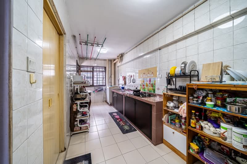 200D Sengkang East Road, 200D Sengkang East Road, 3 Bedrooms, 968 sqft, HDB Flat For Sale, by Adrian Lim, 500174032 - Kitchen - PropertyGuru.com.sg