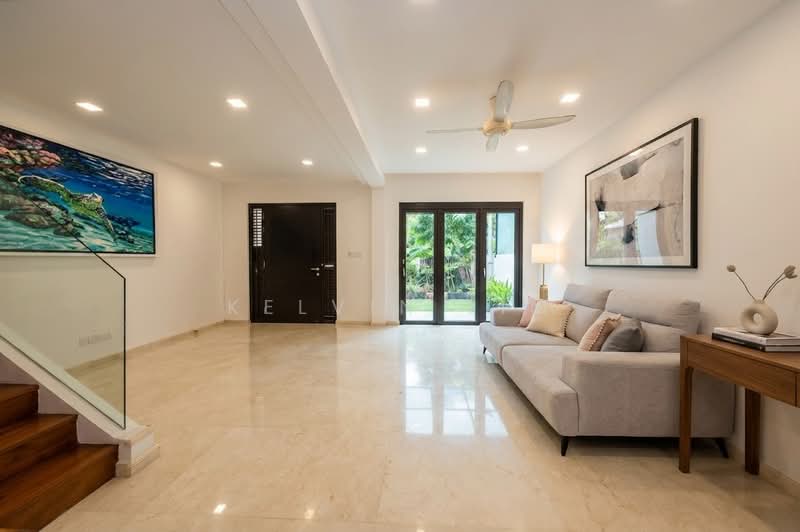 ⭐️Keris Estate⭐️ Walk to MRT ⭐️1,723 Sqft Home in D15 Established Landed Pocket, Tucked Within a Charming East Coast Landed Pocket. Away from main road., 5 Bedrooms, 2,900 sqft, Terraced House For Sale, by Kelvin Lim, 500174033 - Living Room - PropertyGuru.com.sg