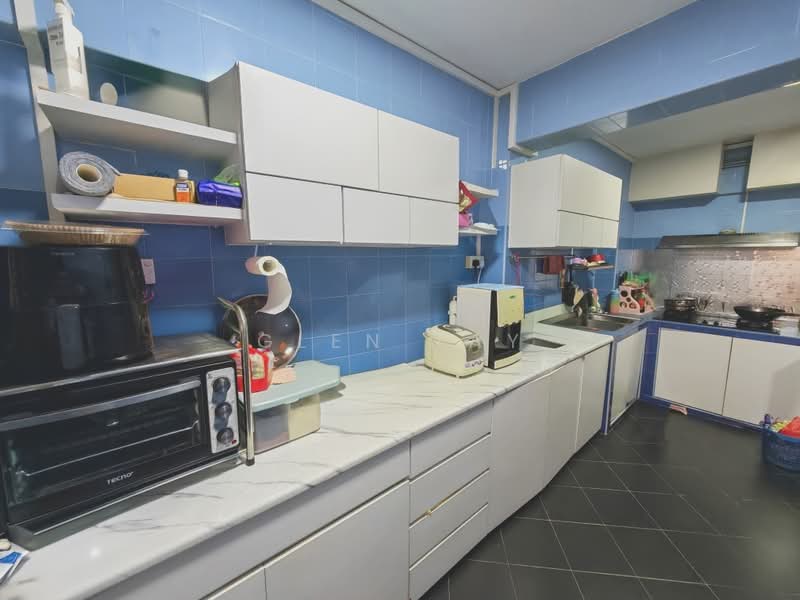 427 Choa Chu Kang Avenue 4, 427 Choa Chu Kang Avenue 4, 3 Bedrooms, 1,119 sqft, HDB Flat For Sale, by Glen Tay, 500174035 - Kitchen - PropertyGuru.com.sg