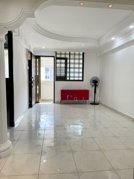 166 Stirling Road, 166 Stirling Road, 2 Bedrooms, 646 sqft, HDB Flat For Rent, by Lin Yiqian, 500174055 - Living Room - PropertyGuru.com.sg