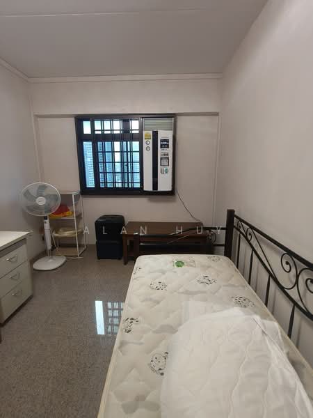 62 Lorong 4 Toa Payoh, 62 Lorong 4 Toa Payoh, Room Rental, 200 sqft, HDB Flat For Rent, by Alan Huy, 500174057 - Bedroom - PropertyGuru.com.sg