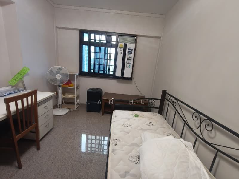 62 Lorong 4 Toa Payoh, 62 Lorong 4 Toa Payoh, Room Rental, 200 sqft, HDB Flat For Rent, by Alan Huy, 500174057 - Bedroom - PropertyGuru.com.sg