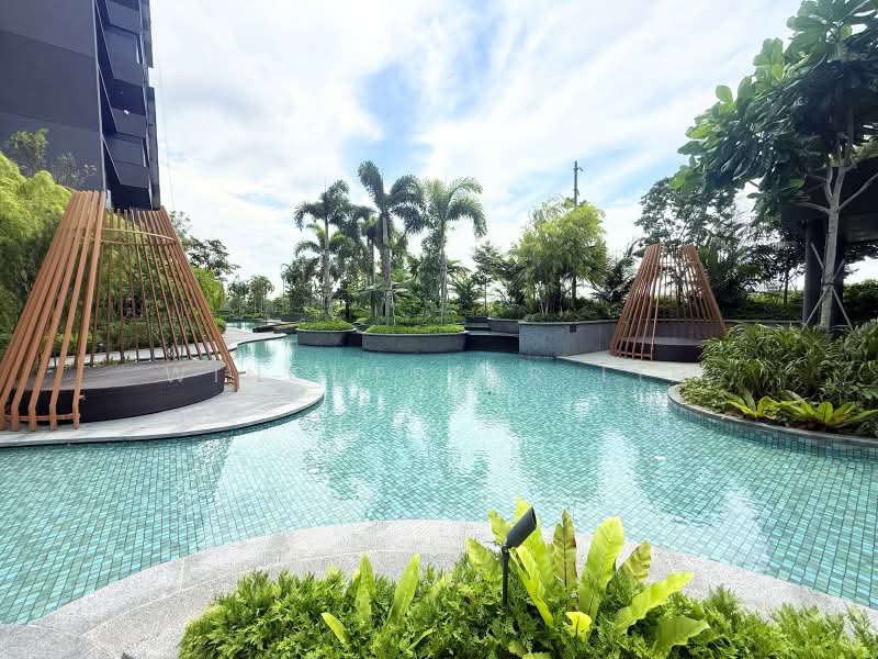 Lentor Modern, Lentor Central, 3 Bedrooms, 990 sqft, Condominium For Sale, by Winchester Lin, 500174059 - Pool - PropertyGuru.com.sg