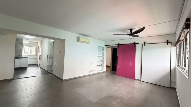 311 Shunfu Road, 311 Shunfu Road, 2 Bedrooms, 1,022 sqft, HDB Flat For Rent, by Ann Marie Ee, 500174063 - Living Room - PropertyGuru.com.sg