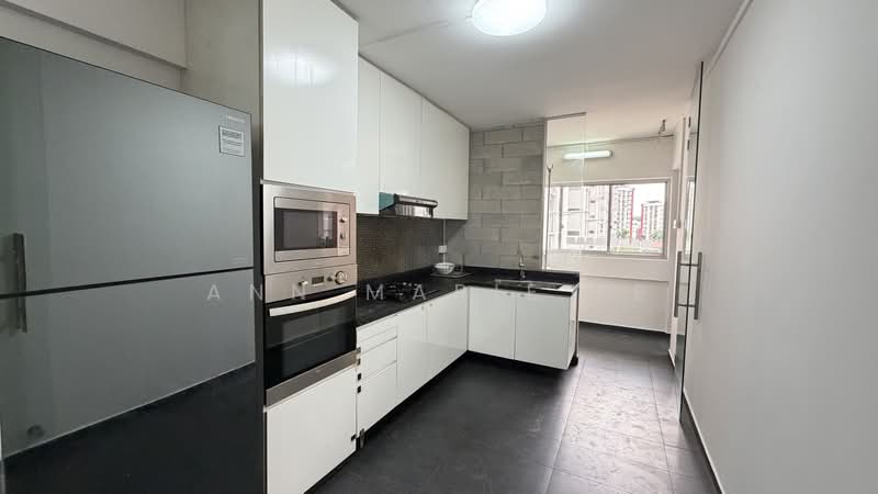 311 Shunfu Road, 311 Shunfu Road, 2 Bedrooms, 1,022 sqft, HDB Flat For Rent, by Ann Marie Ee, 500174063 - Kitchen - PropertyGuru.com.sg