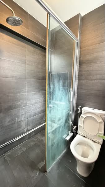 311 Shunfu Road, 311 Shunfu Road, 2 Bedrooms, 1,022 sqft, HDB Flat For Rent, by Ann Marie Ee, 500174063 - Bathroom - PropertyGuru.com.sg