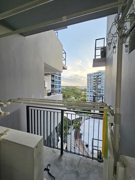 Waterview, 75 Tampines Avenue 1, 2 Bedrooms, 786 sqft, Condominium For Rent, by Aloysious Tan, 500174068 - Balcony - PropertyGuru.com.sg
