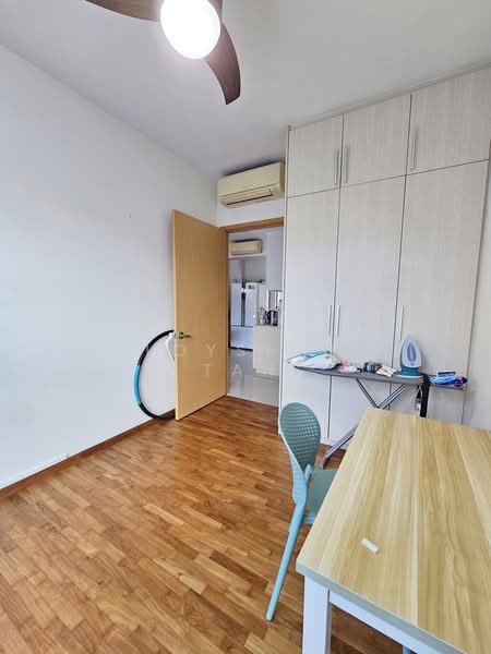 Waterview, 75 Tampines Avenue 1, 2 Bedrooms, 786 sqft, Condominium For Rent, by Aloysious Tan, 500174068 - Interior - PropertyGuru.com.sg