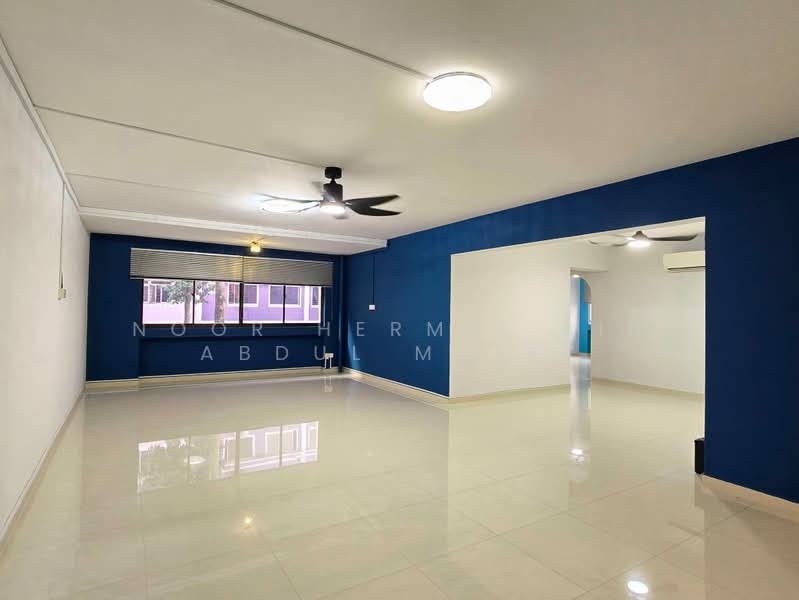 542 Serangoon North Avenue 4, 542 Serangoon North Avenue 4, 3 Bedrooms, 1,603 sqft, HDB Flat For Sale, by Noor Hermie Bin Abdul Malek, 500174071 - Living Room - PropertyGuru.com.sg