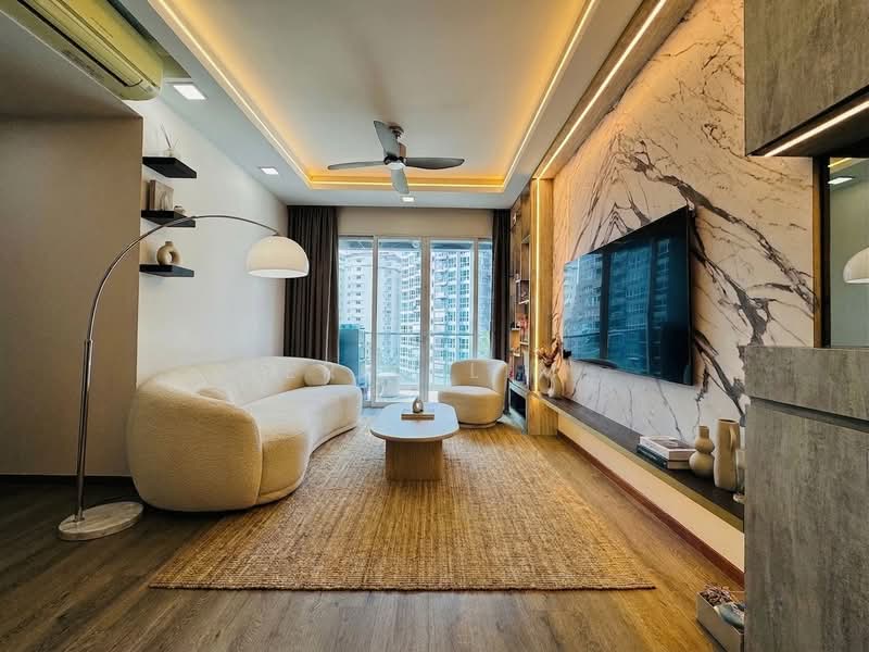 Waterview, 91 Tampines Avenue 1, 2 Bedrooms, 926 sqft, Condominium For Sale, by Eric Lim, 500174072 - Living Room - PropertyGuru.com.sg