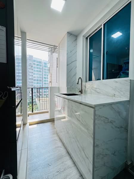 Waterview, 91 Tampines Avenue 1, 2 Bedrooms, 926 sqft, Condominium For Sale, by Eric Lim, 500174072 - Kitchen - PropertyGuru.com.sg