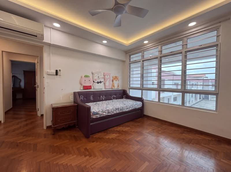 535 Serangoon North Avenue 4, 535 Serangoon North Avenue 4, 4 Bedrooms, 1,603 sqft, HDB Flat For Sale, by Terence Xie, 500174080 - Living Room - PropertyGuru.com.sg