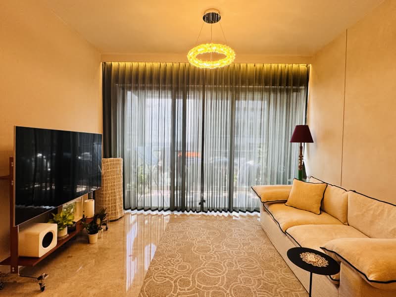 Tembusu Grand, 94 Jalan Tembusu, Room Rental, 100 sqft, Condominium For Rent, by Vivian Wang, 500174093 - Living Room - PropertyGuru.com.sg