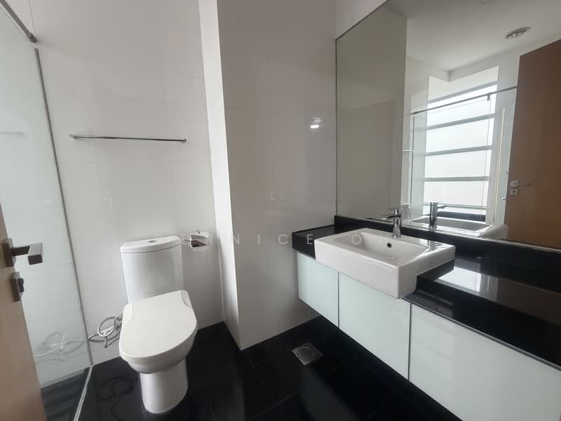 Poshgrove East, 335 East Coast Road, 4 Bedrooms, 2,174 sqft, Condominium For Rent, by Bernice Oh, 500174096 - Bathroom - PropertyGuru.com.sg
