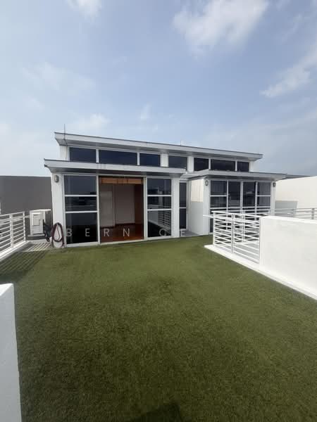 Poshgrove East, 335 East Coast Road, East Coast / Marine Parade, 4 Bedrooms, 2,174 sqft, Condominium For Rent, by Bernice Oh, 500174096 - Exterior - PropertyGuru.com.sg