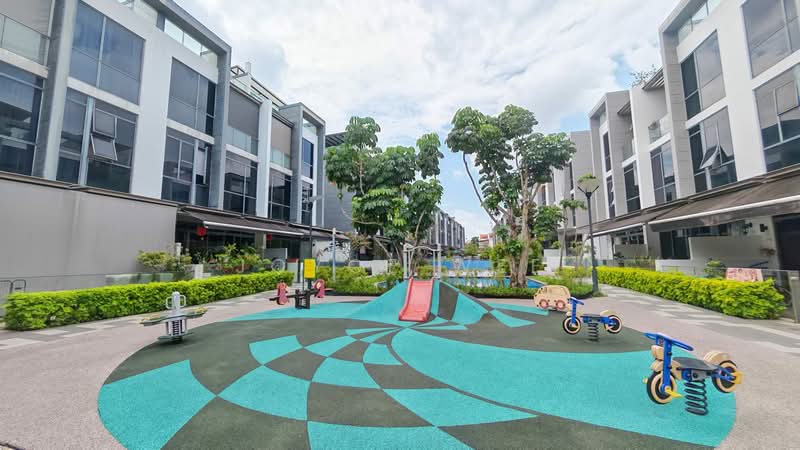 Belgravia Villas, 200 Ang Mo Kio Avenue 5, 5 Bedrooms, 3,961 sqft, Cluster House For Sale, by Joyce Wee, 500174112 - Exterior - PropertyGuru.com.sg