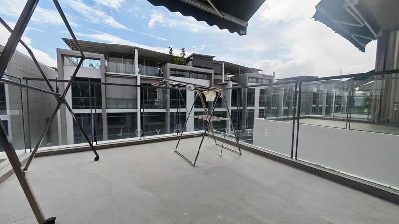 Belgravia Villas, 200 Ang Mo Kio Avenue 5, 5 Bedrooms, 3,961 sqft, Cluster House For Sale, by Joyce Wee, 500174112 - Balcony - PropertyGuru.com.sg