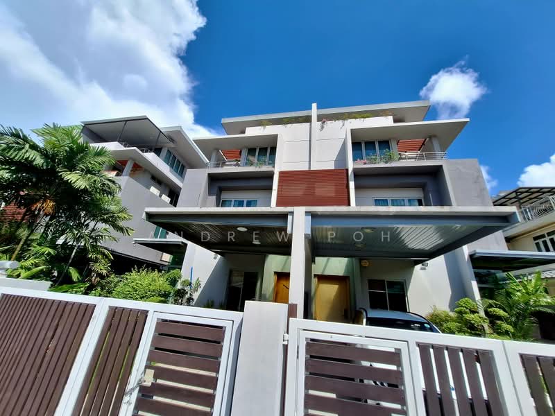 Kembangan Villas, Lengkong Tiga, 5 Bedrooms, 4,500 sqft, Semi-Detached House For Sale, by Andrew Poh, 500174114 - Exterior - PropertyGuru.com.sg