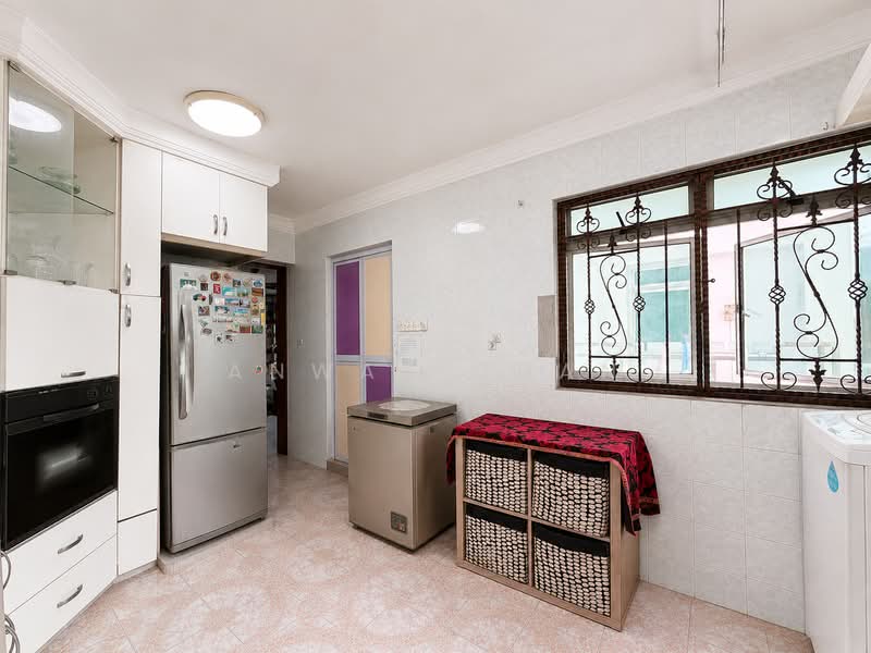 196A Punggol Field, 196A Punggol Field, 3 Bedrooms, 1,184 sqft, HDB Flat For Sale, by Anwar Chan, 500174117 - Kitchen - PropertyGuru.com.sg