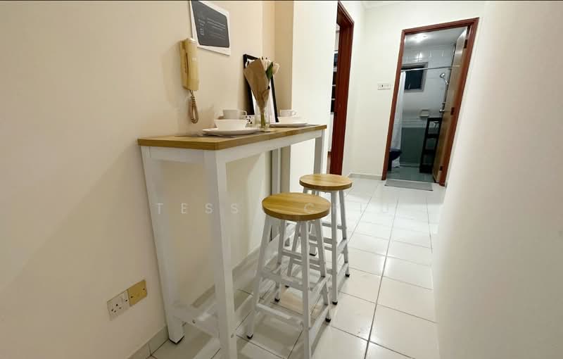 Azalea Park Condo, 2 Flora Road, Room Rental, 100 sqft, Condominium For Rent, by Tessa Chiu, 500174118 - Corridor - PropertyGuru.com.sg