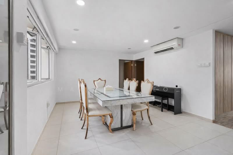 665 Yishun Avenue 4, 665 Yishun Avenue 4, 4 Bedrooms, 1,765 sqft, HDB Flat For Sale, by Marylyn Yeo, 500174120 - Dining Room - PropertyGuru.com.sg