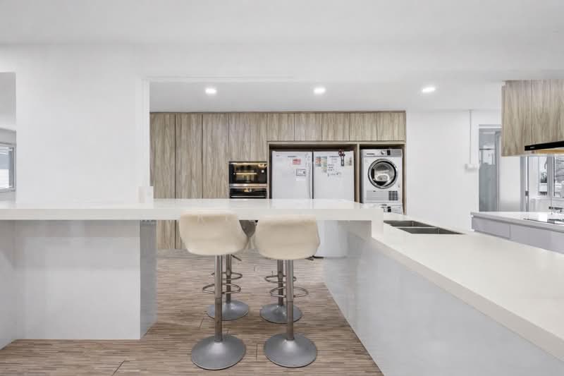 665 Yishun Avenue 4, 665 Yishun Avenue 4, 4 Bedrooms, 1,765 sqft, HDB Flat For Sale, by Marylyn Yeo, 500174120 - Kitchen - PropertyGuru.com.sg