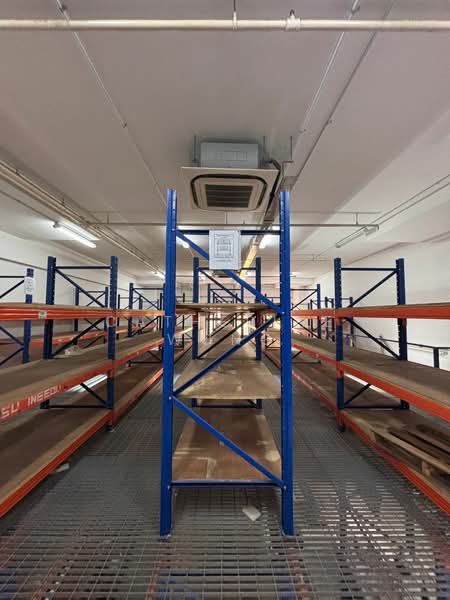 North View Bizhub, 6 Yishun Industrial Street 1, 1,732 sqft, Light Industrial (B1) For Rent, by Catherine Wong, 500174125 - Interior - CommercialGuru.com.sg