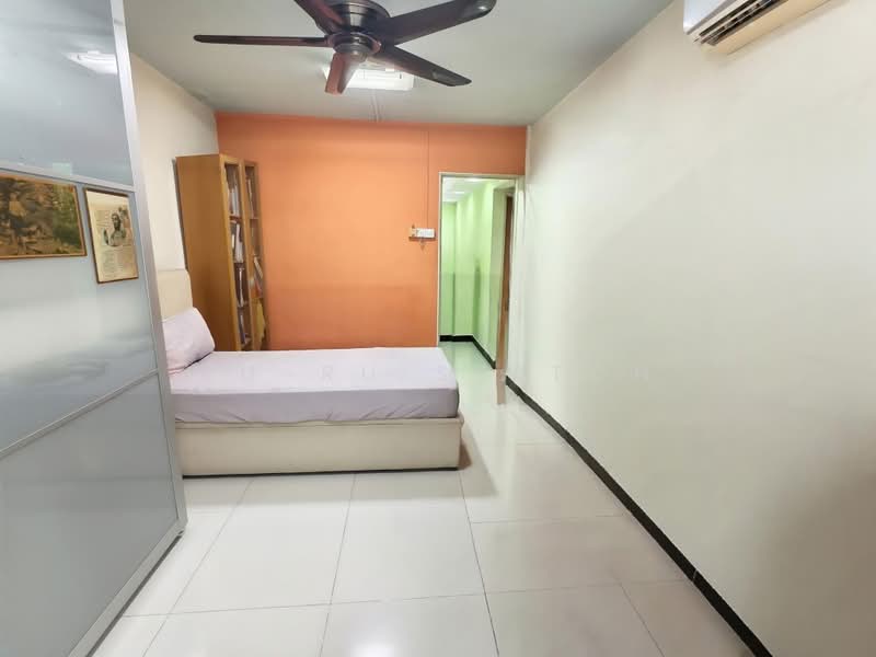 347 Ubi Avenue 1, 347 Ubi Avenue 1, 3 Bedrooms, 1,119 sqft, HDB Flat For Sale, by Yu-ru Seetoh, 500174126 - Bedroom - PropertyGuru.com.sg