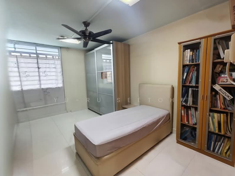 347 Ubi Avenue 1, 347 Ubi Avenue 1, 3 Bedrooms, 1,119 sqft, HDB Flat For Sale, by Yu-ru Seetoh, 500174126 - Bedroom - PropertyGuru.com.sg