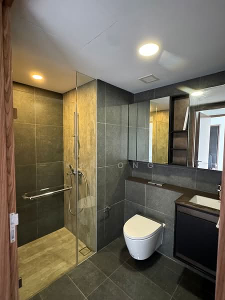 View at Kismis, 15 Lorong Kismis, 2 Bedrooms, 700 sqft, Condominium For Rent, by Kal Ong, 500174132 - Bathroom - PropertyGuru.com.sg