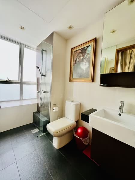The Parc Condominium, 11 West Coast Walk, 4 Bedrooms, 1,518 sqft, Condominium For Sale, by Jennifer Tan WL 陈慧莲, 500174146 - Bathroom - PropertyGuru.com.sg