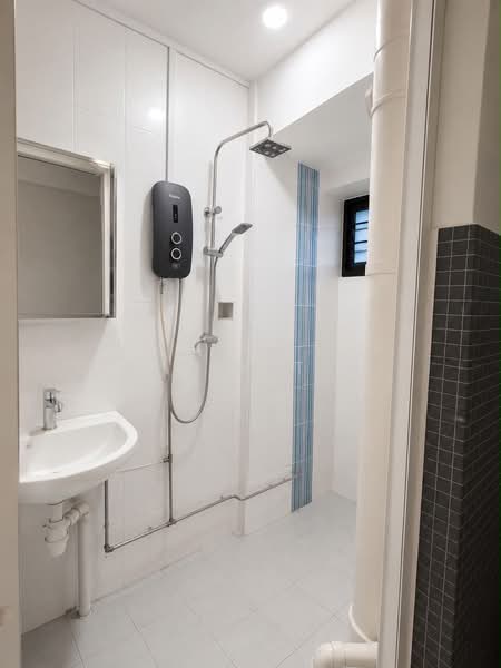 170 Ang Mo Kio Avenue 4, 170 Ang Mo Kio Avenue 4, 1 Bedroom, 484 sqft, HDB Flat For Sale, by Alvin Tyh, 500174148 - Bathroom - PropertyGuru.com.sg