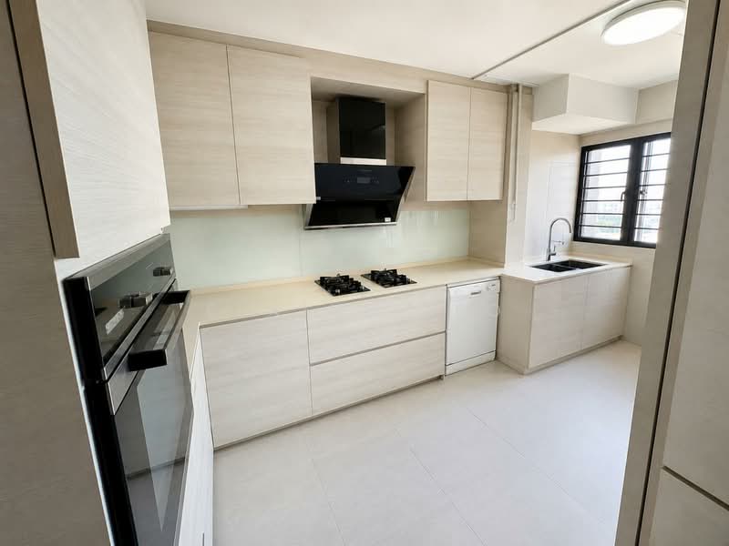 110 Mcnair Road, 110 Mcnair Road, 4 Bedrooms, 1,550 sqft, HDB Flat For Sale, by Elaine Teo, 500174158 - Kitchen - PropertyGuru.com.sg