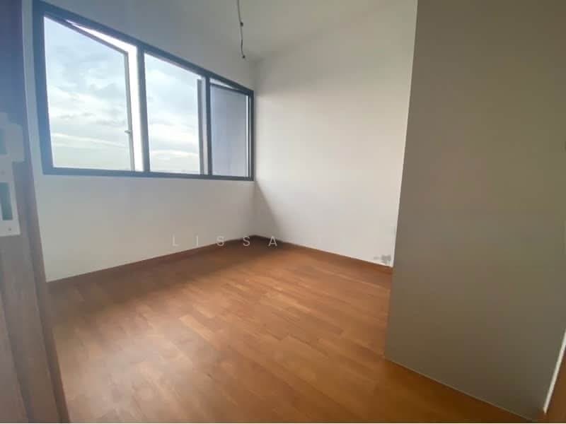 Stirling Residences, 25 Stirling Road, 2 Bedrooms, 657 sqft, Condominium For Sale, by Lissa Teo, 500174162 - Interior - PropertyGuru.com.sg