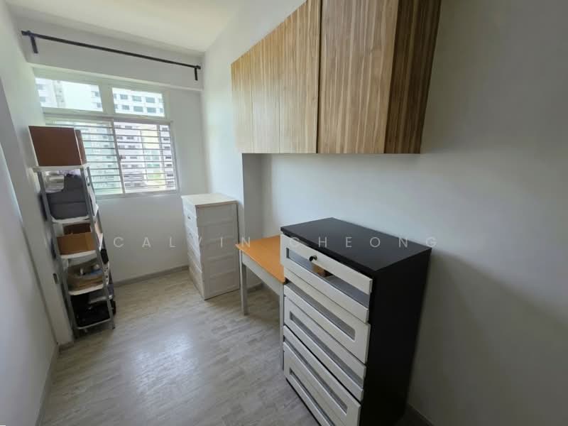 217A Sumang Walk, 217A Sumang Walk, 4 Bedrooms, 990 sqft, HDB Flat For Sale, by Calvin Cheong, 500174171 - Common Bedroom 1 - PropertyGuru.com.sg
