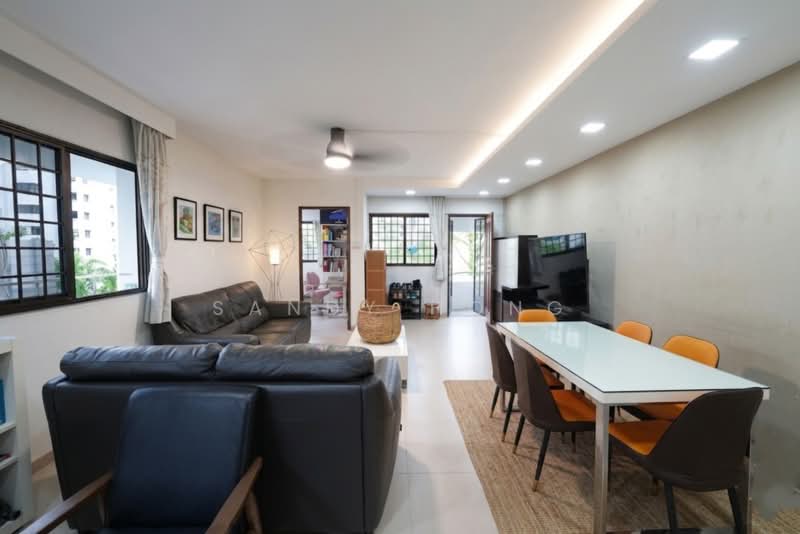 518 Jurong West Street 52, 518 Jurong West Street 52, 3 Bedrooms, 1,130 sqft, HDB Flat For Sale, by Sandy Hong, 500174176 - Living Room - PropertyGuru.com.sg
