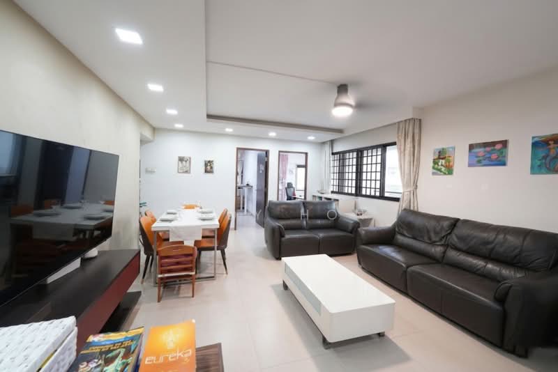 518 Jurong West Street 52, 518 Jurong West Street 52, 3 Bedrooms, 1,130 sqft, HDB Flat For Sale, by Sandy Hong, 500174176 - Living Room - PropertyGuru.com.sg