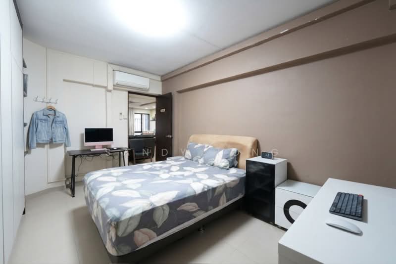 518 Jurong West Street 52, 518 Jurong West Street 52, 3 Bedrooms, 1,130 sqft, HDB Flat For Sale, by Sandy Hong, 500174176 - Bedroom - PropertyGuru.com.sg